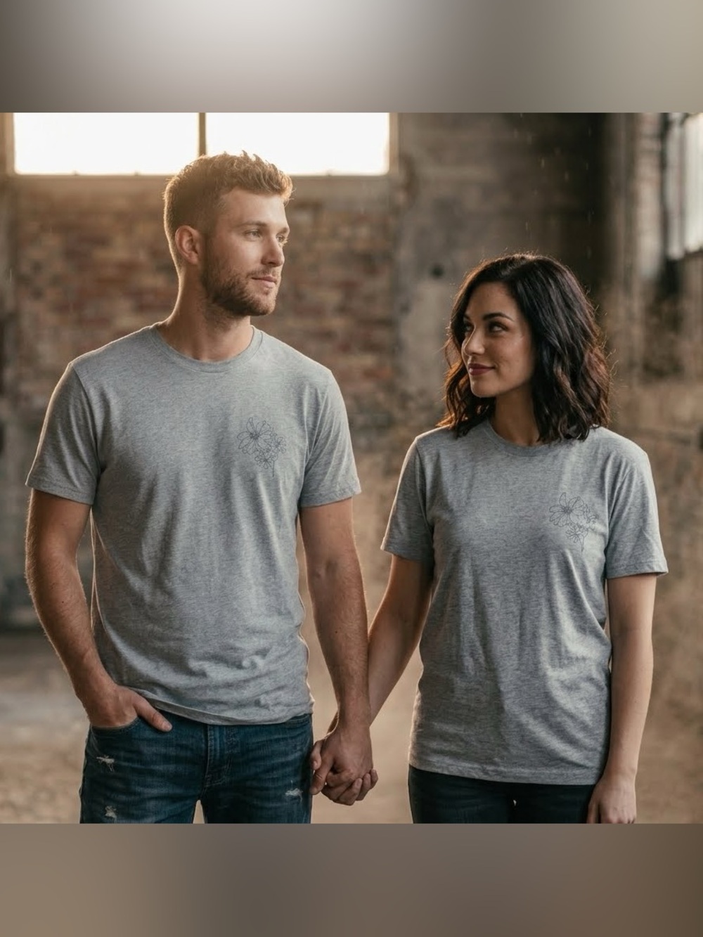 Goodfellow & Co Gray Short-Sleeve Tee with Floral Chest Sketch Unisex